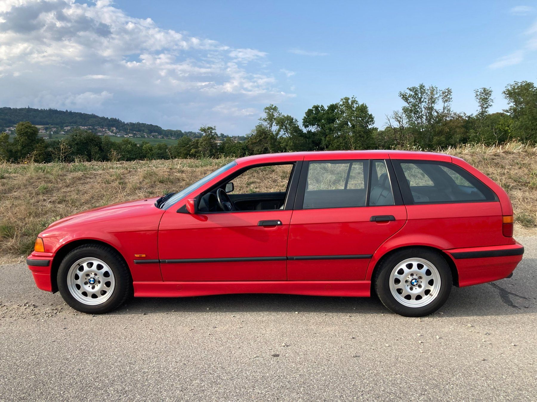 BMW Autos: BMW e36 320i Touring 1997 – Gebraucht aus Gland von Deuche87 1