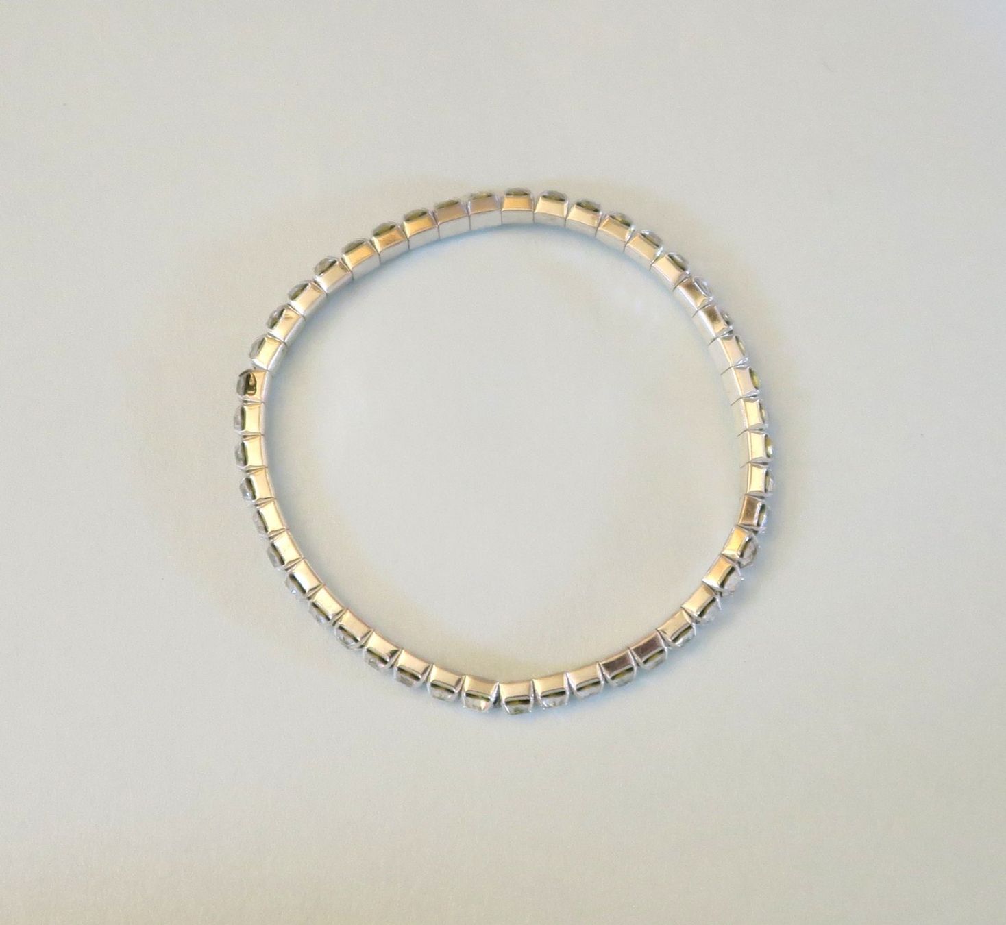 Bracciali & Braccialetti: Stretch Armband mit Strasssteinen – Usato da Brittnau venduto da marlenestone 3