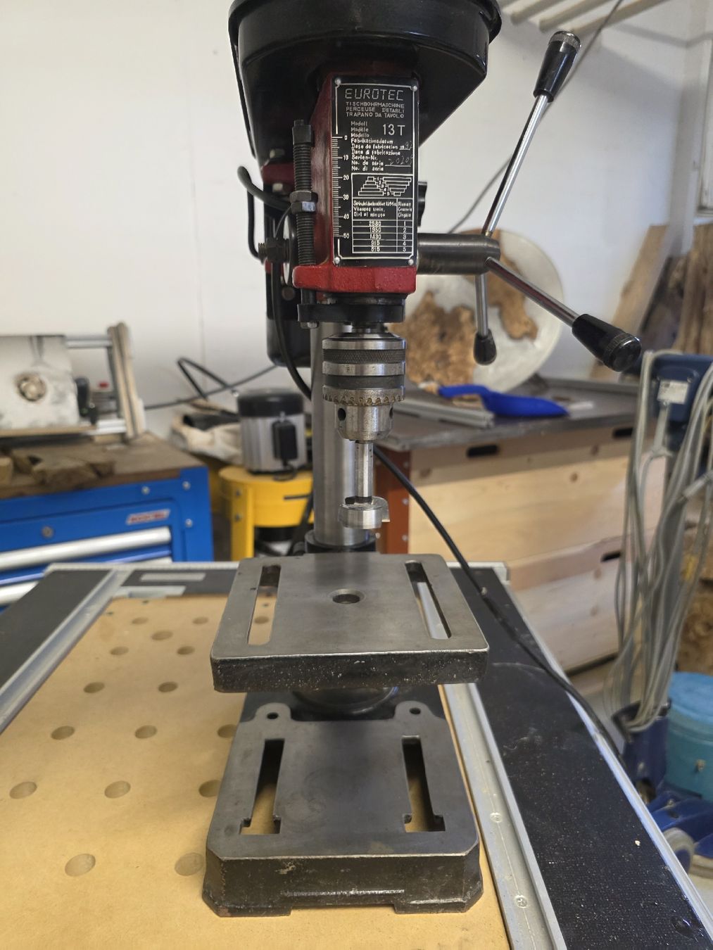 Perceuses: Ständerbohrmaschine mit Motor – D'occasion à Ostermundigen par Sera.P 2