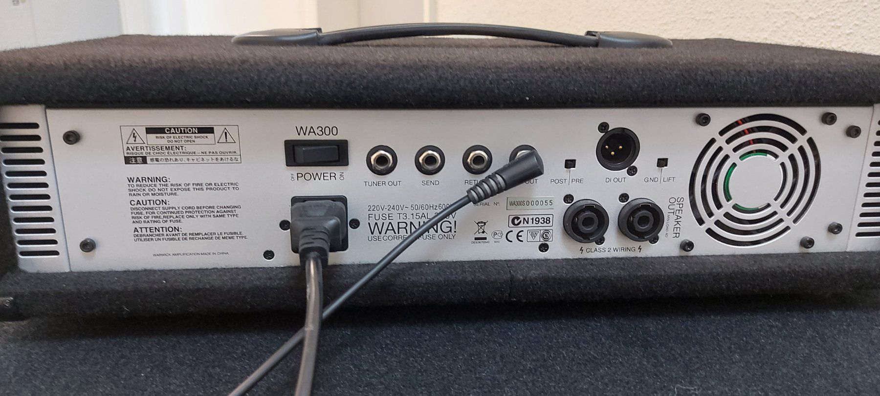 Amplificatori: Bass Amp Bundle Warwick WA 300 ,Warwick WCA 115 PRO – Usato da Glattbrugg venduto da Swissmusik 5