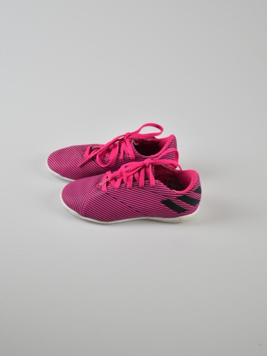 Adidas Scarpe per ragazze: Adidas Nemeziz Hallenschuhe Gr.31 – Nuovo (secondo la descrizione) da Nürensdorf venduto da 2ND_STORY