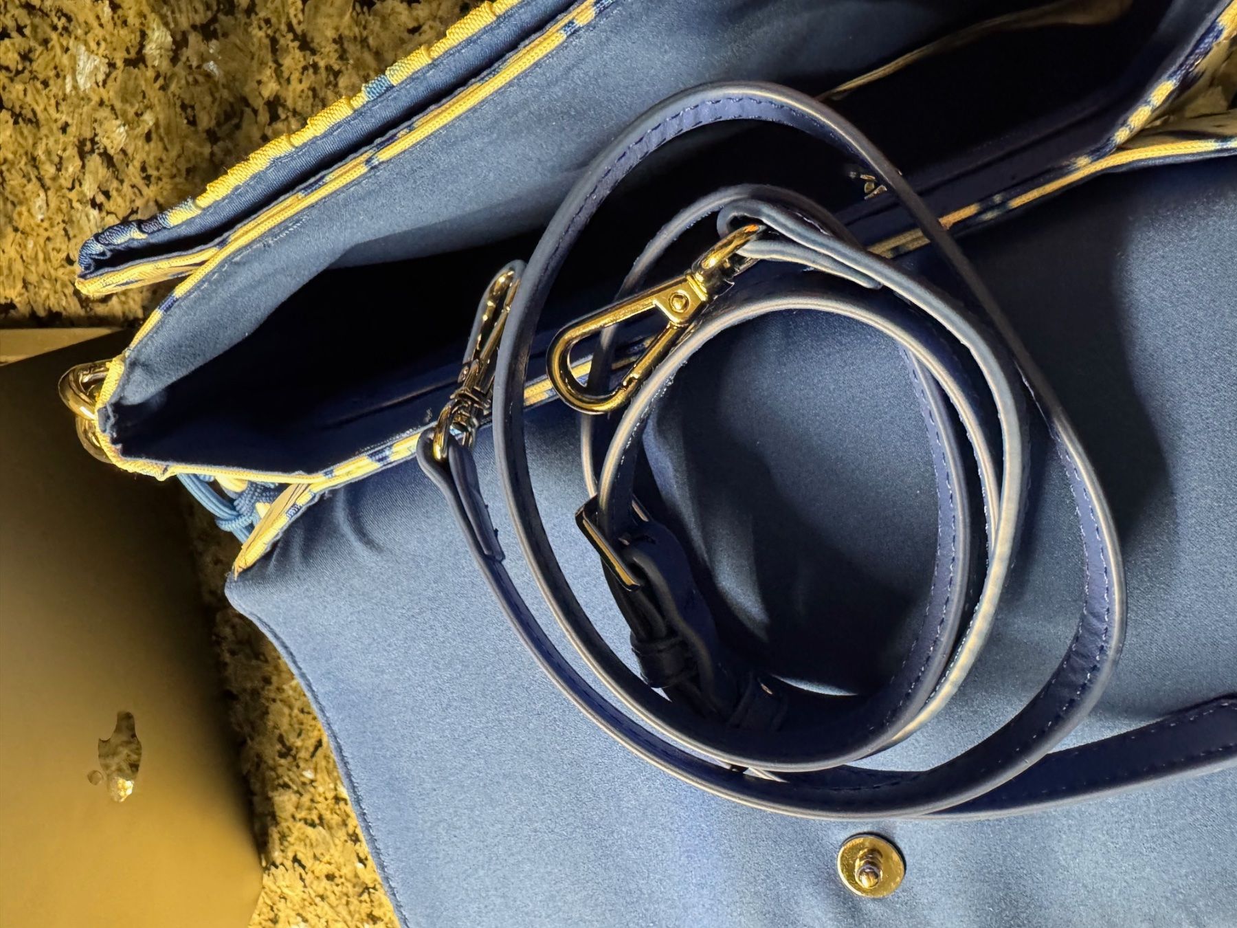 Desigual Borse da donna: Tasche Desingual blau neu – Nuovo (secondo la descrizione) da Bronschhofen venduto da pgds 2