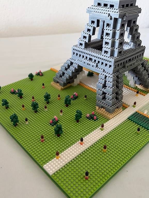 Kit di costruzioni: BRIXIES Eiffelturm Paris Collectors Edition – Usato da Herrenschwanden venduto da raf_bq7n 3