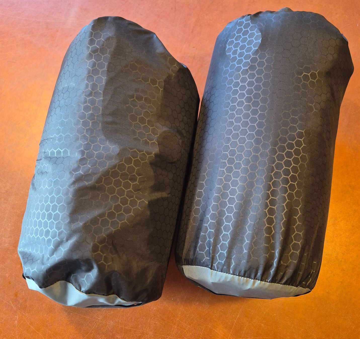 Exped Tappetini fitness: EXPED Downmat 7 Pump Isomatte, 2 Stück – Usato da Küssnacht am Rigi venduto da Hannibal06 2