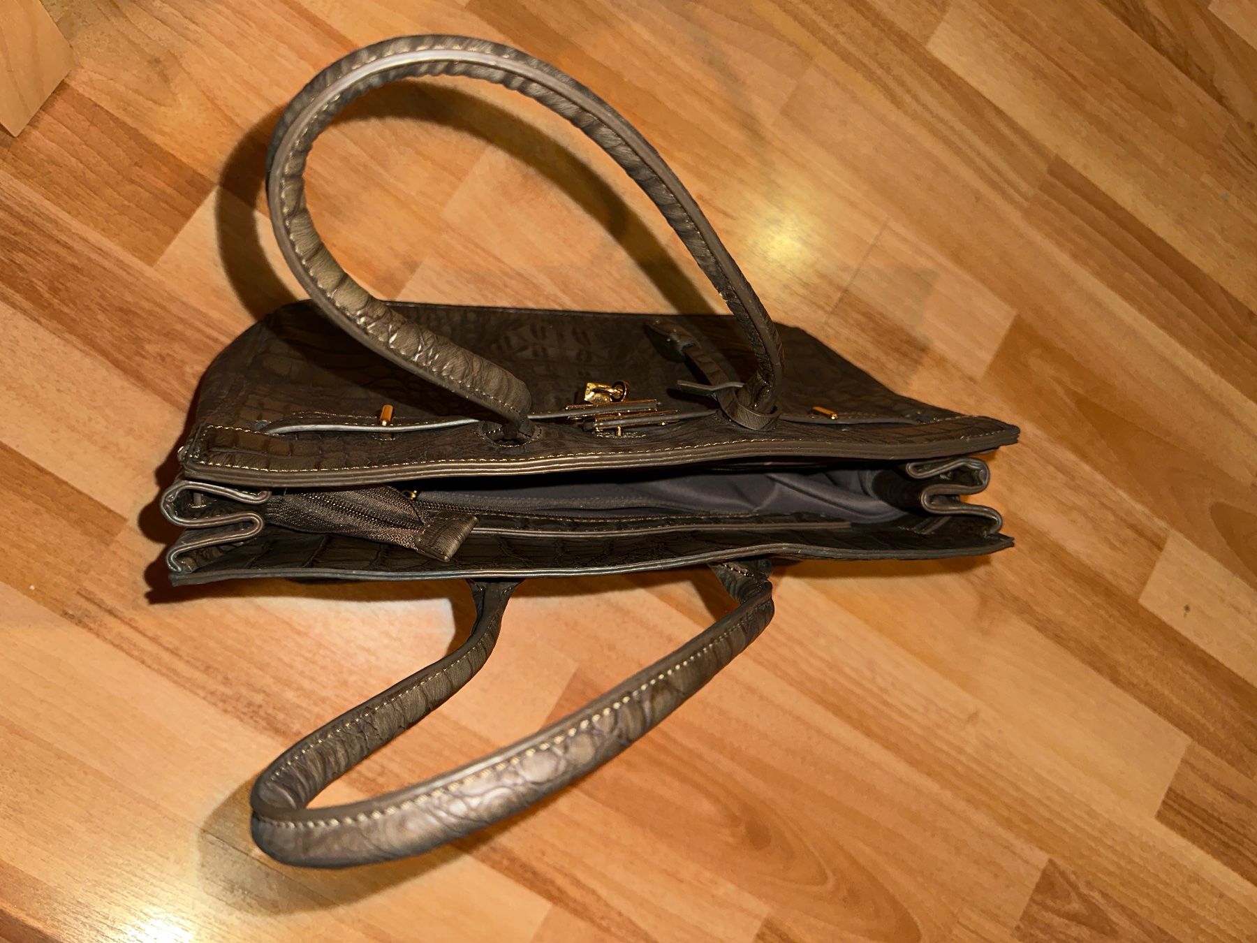 Borse da donna: Handtasche – Usato da St. Gallen venduto da mai_gd7k 2