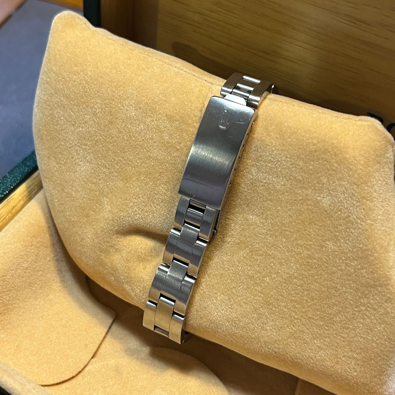 Rolex Orologi: Rolex Oyster Perpetual Date Lady 6517 – Usato da Carouge GE venduto da Watchaser 5