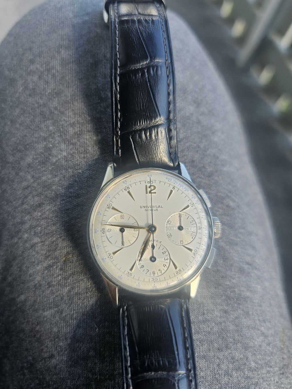 Universal Genève Orologi: Wunderschöne Universal Geneve Compax Chronograph  – Usato da Uitikon-Waldegg venduto da pkieni3 3