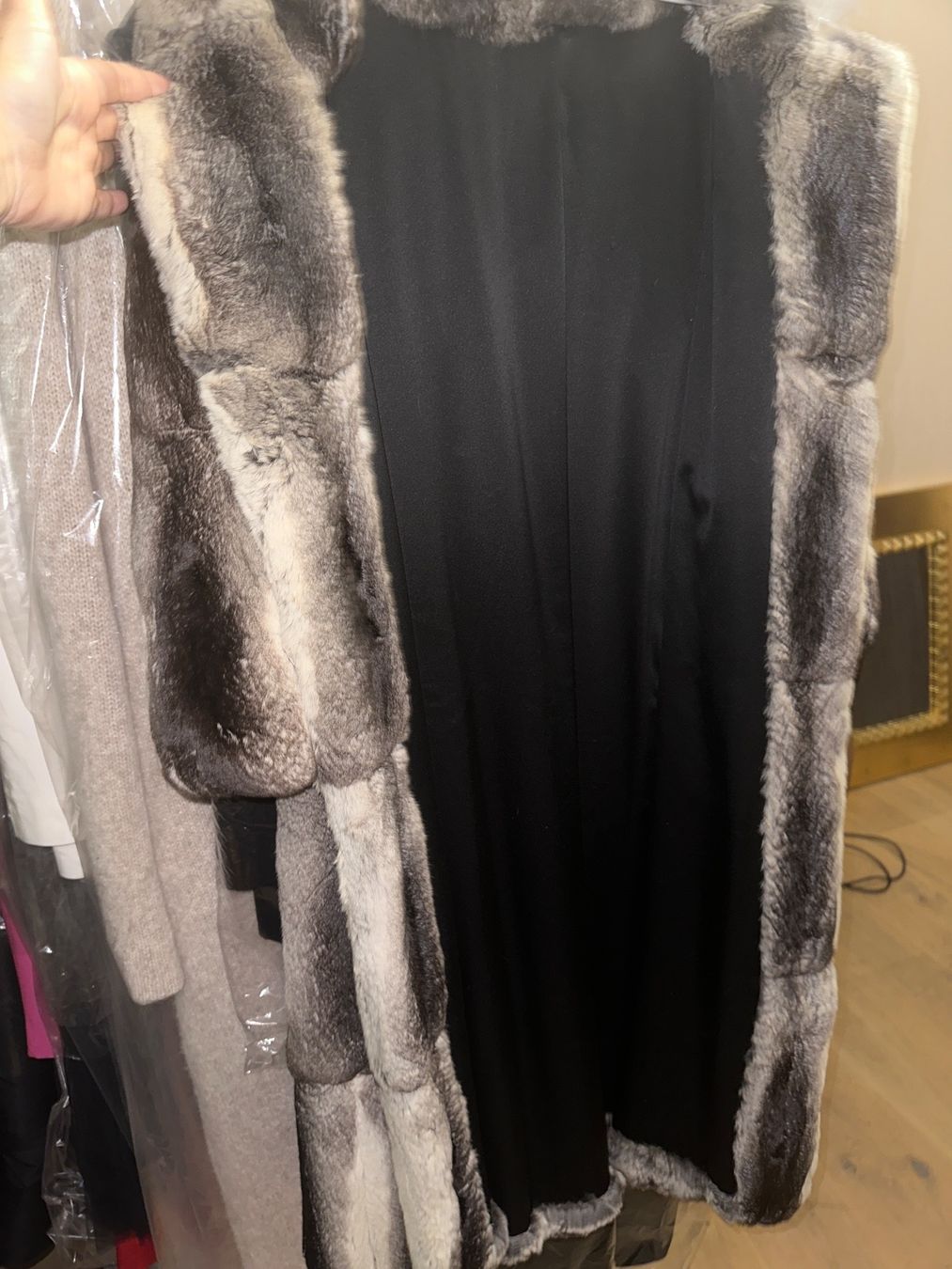 Cappotti: Chinchilla vintage coat – Usato da Genève venduto da val_rp9x 3
