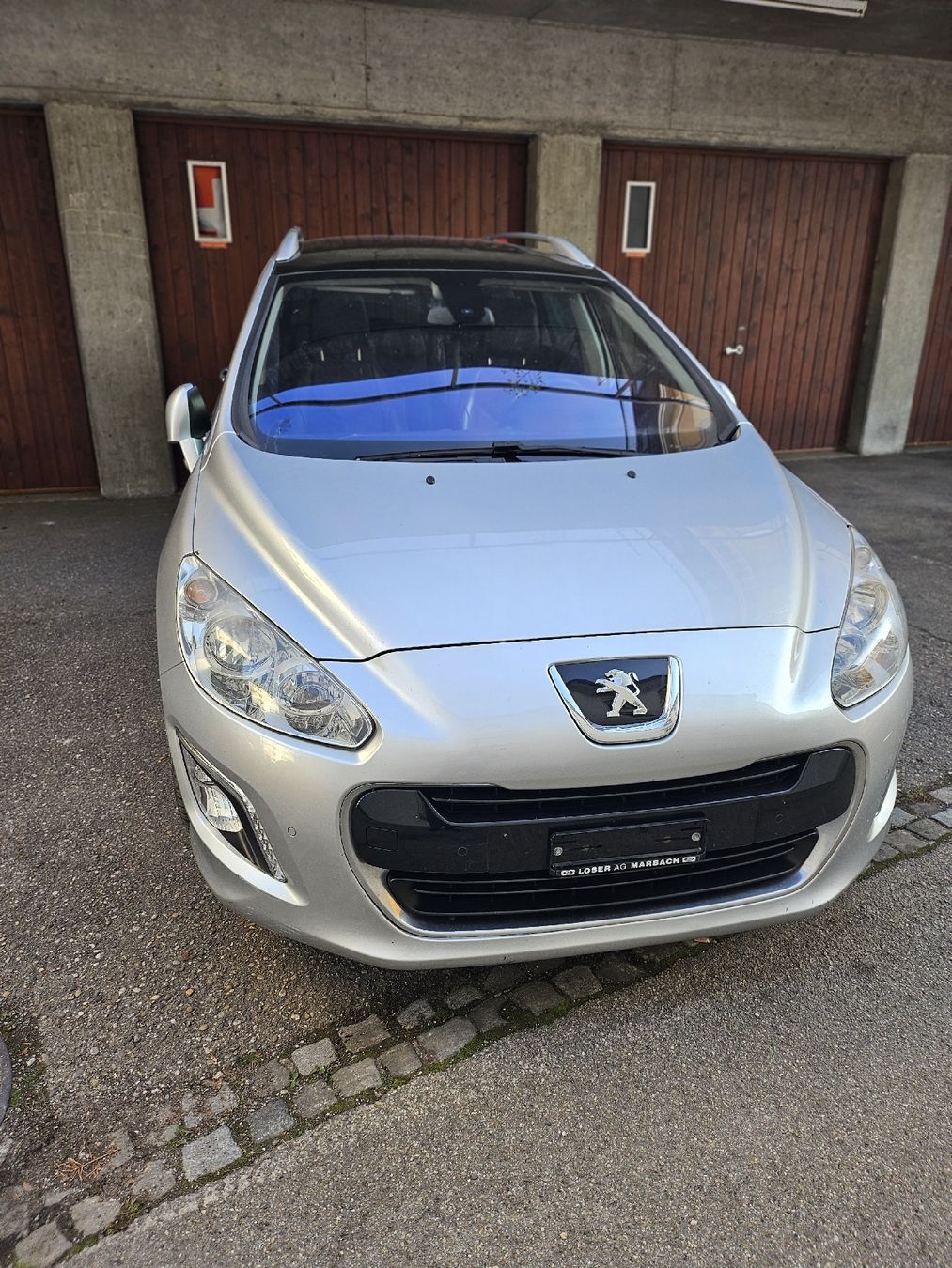 Peugeot Automobili: peogeot 308 SW Kombi – Usato da St. Gallen venduto da Audi-sq5 3