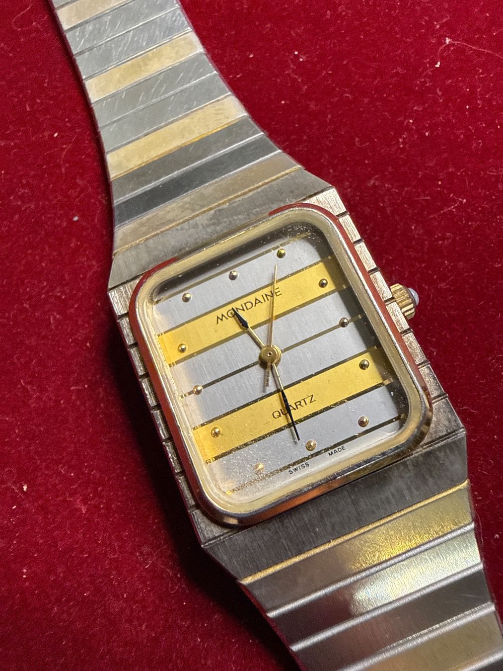 Mondaine Orologi: Mondaine Tank 23.5 mm – Usato da Pfeffingen venduto da Allhandelklgwatches