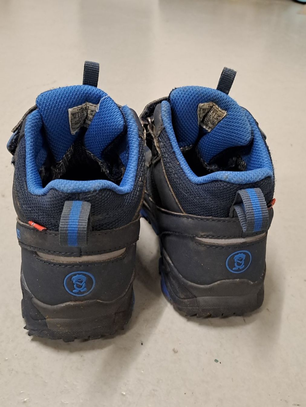 Chaussures garçon: Trekking-/Wanderschuhe von Trollkids Grösse 30 – D'occasion à Staufen par mencel 2