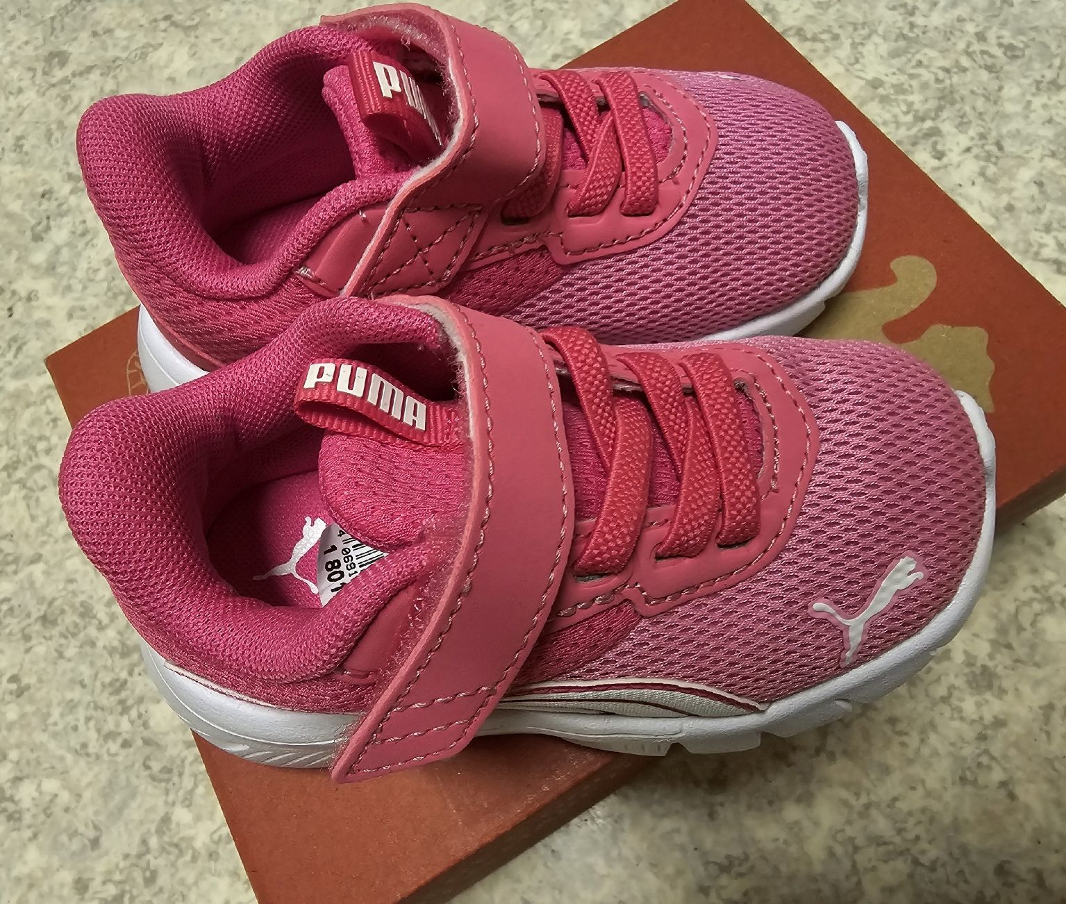 Puma Schuhe für Mädchen: puma – Neu und originalverpackt aus Basel von zaa_7ft5