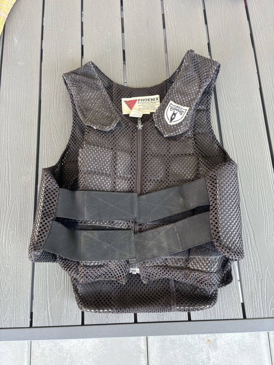 Schutz & Schoner: Schutzkleidung Reitweste Phoenix Grösse M – Gebraucht aus Escholzmatt von Princess112