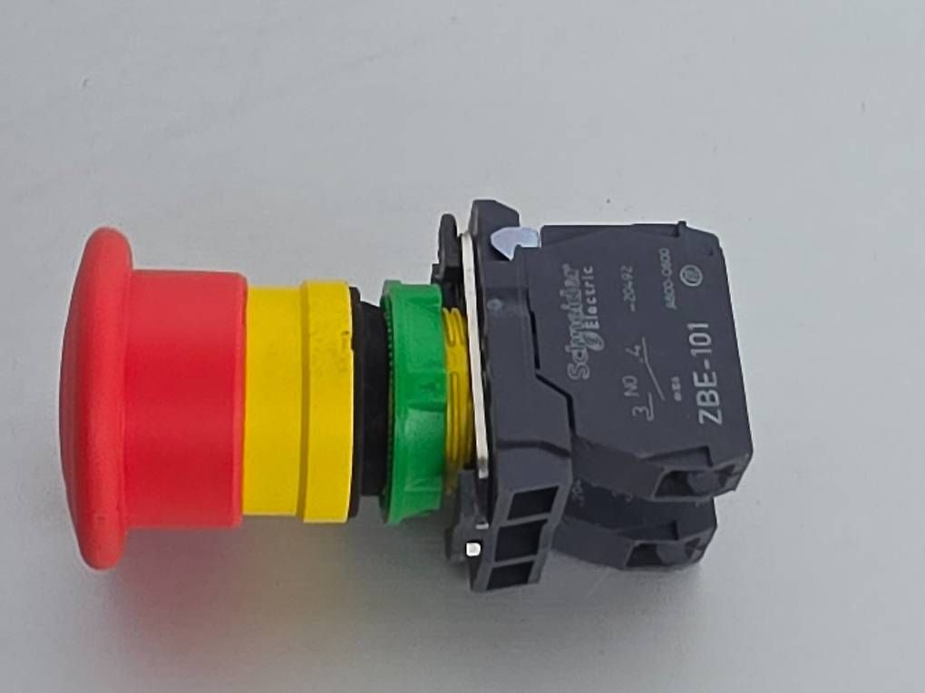 Interrupteurs: Notaus-Schalter – D'occasion à Herisau par ASG_Technik_AG 2