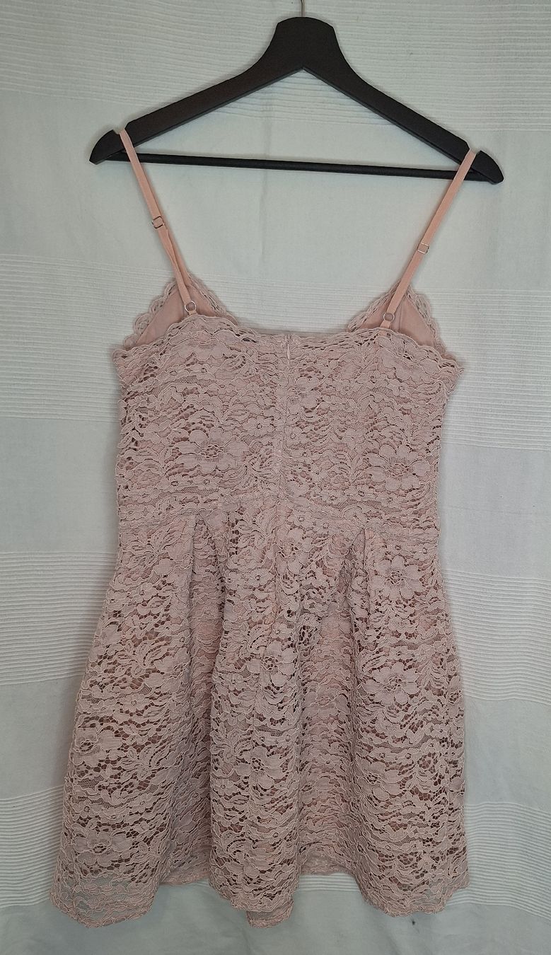 Kookai Vestiti: Kookai Spitzenkleid, blush-rosa – Usato da Zürich venduto da Milas_closet 1