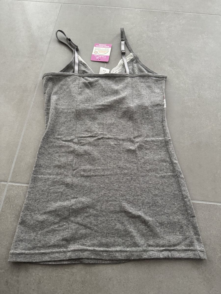 Tops: Damen Hemdchen grau Grösse S Jacquard Spitze neu – Neu und originalverpackt aus Frick von Cirilla 1