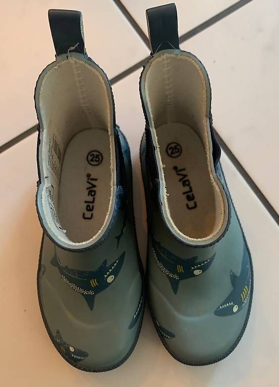 Schuhe für Jungen: Celavi Gummistiefel Gr. 25 – Gebraucht aus Hochdorf von Leccesina