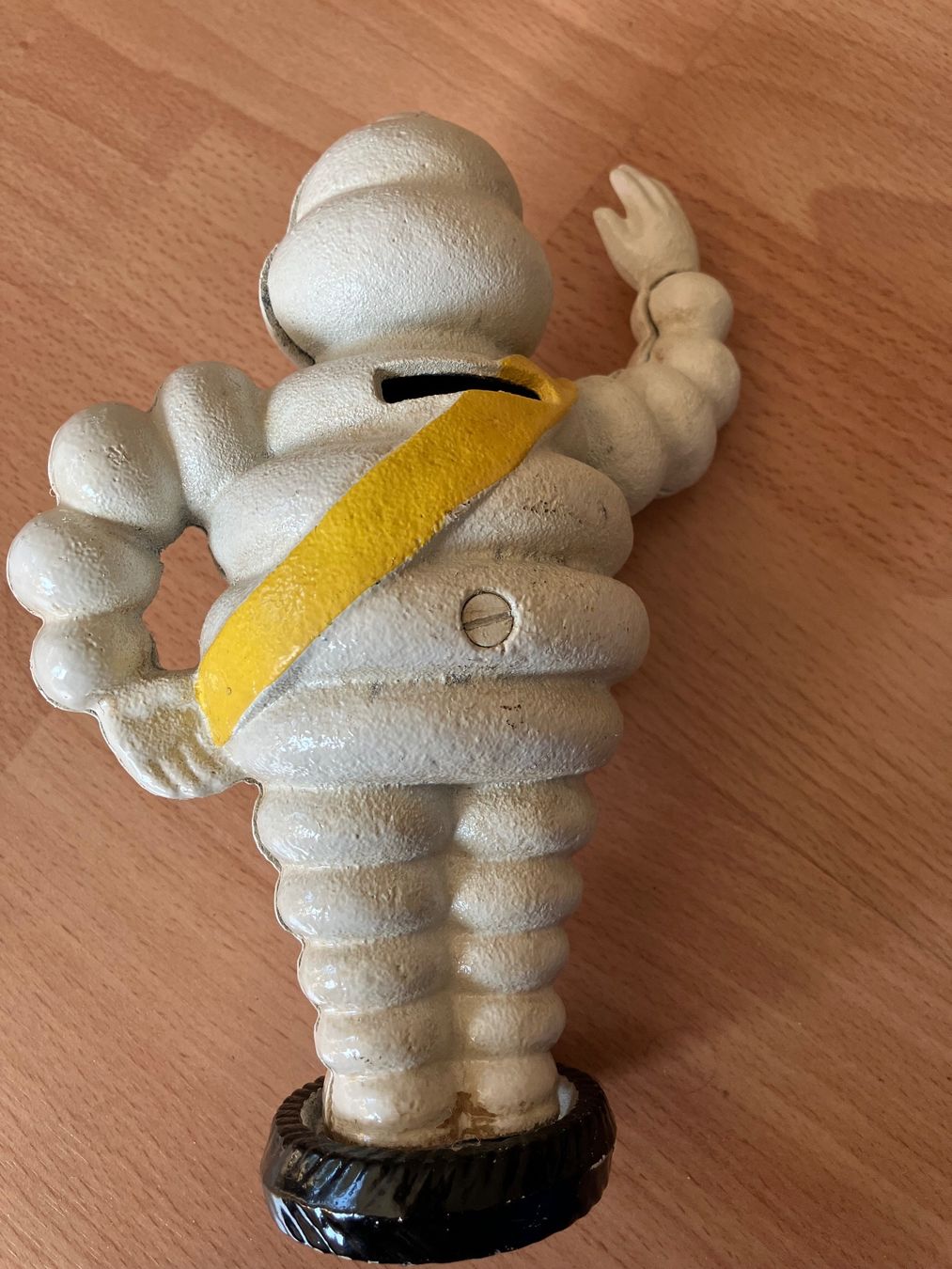 Michelin Figuren: 2 Kilo schwer Michelin Figur Eisen – Gebraucht aus Zürich von Classic_Collection_Zurich 4