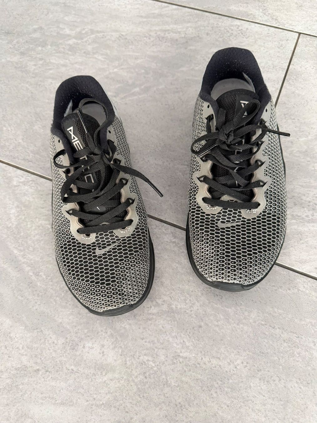 Scarpe da donna: Trainingsschuh - Grösse 38 - Metcon 5 - Nike – Usato da Bülach venduto da Loredana13 1
