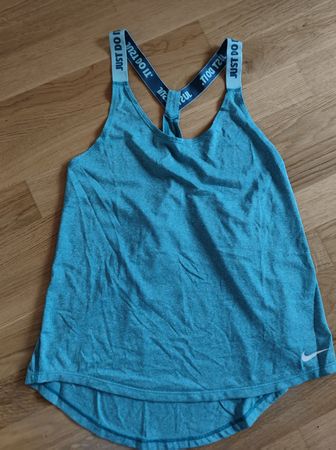 Nike Sportshirt / Grösse S