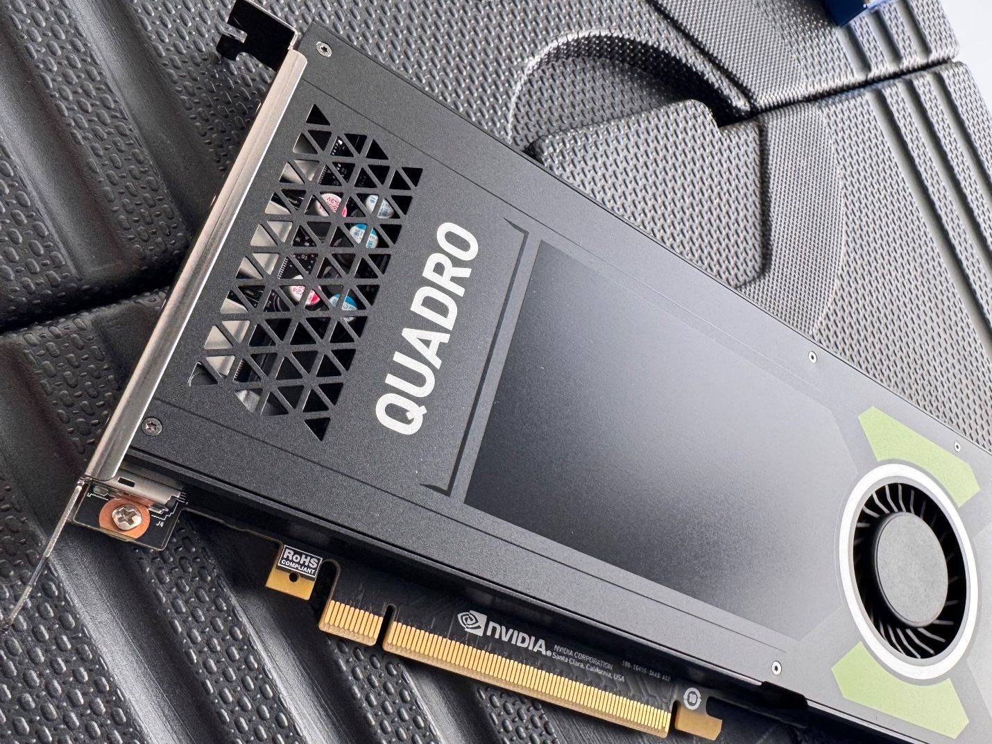 Nvidia Schede grafiche: NVIDIA Quadro P4000 8GB Workstation GPU – Usato da Perlen venduto da SPICE24
