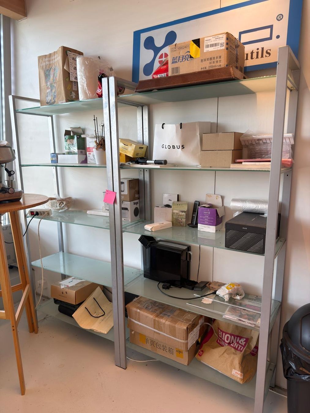 Scrivanie: Divers matériels de bureau / tables – Usato da Payerne venduto da rau_s79d 1