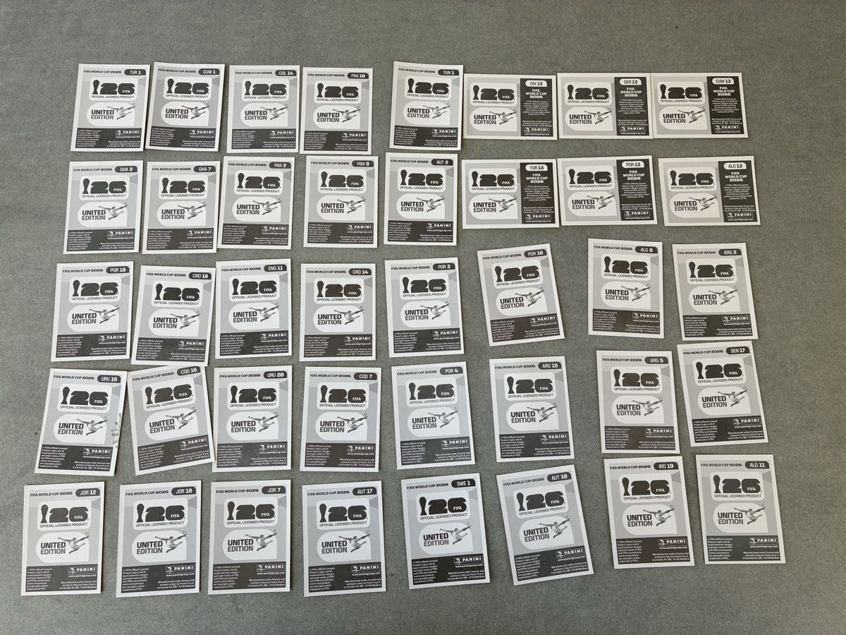 Panini Carte collezionabili: Panini WM 2026 Sticker Konvolut Sammlung – Usato da Emmen venduto da paesu6 5