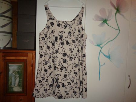 *** Trägerkleid *** / Cord Optik / Neu ab 1.00
