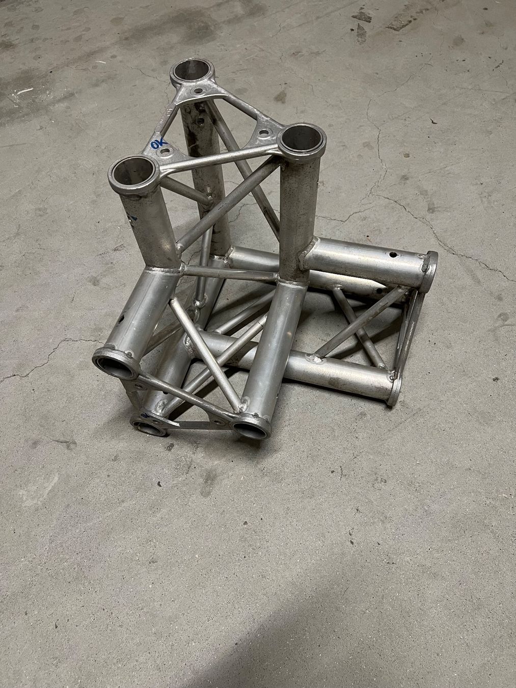 Tralicci: Truss 3 punte – Usato da Bellinzona venduto da cec_9crv 2