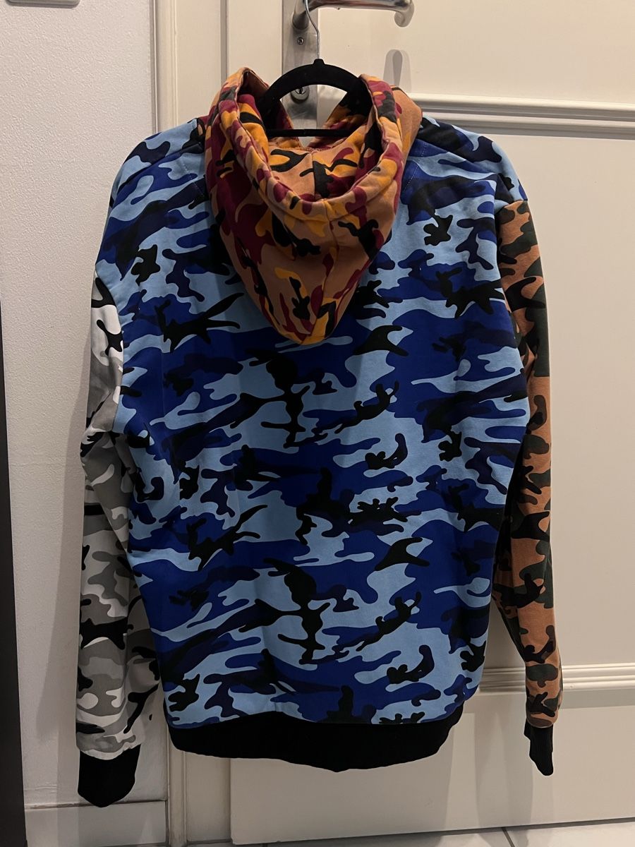 Pulls & Sweat-shirts: Karl Kani Hoodie  – D'occasion à Männedorf par tte_85zw 1