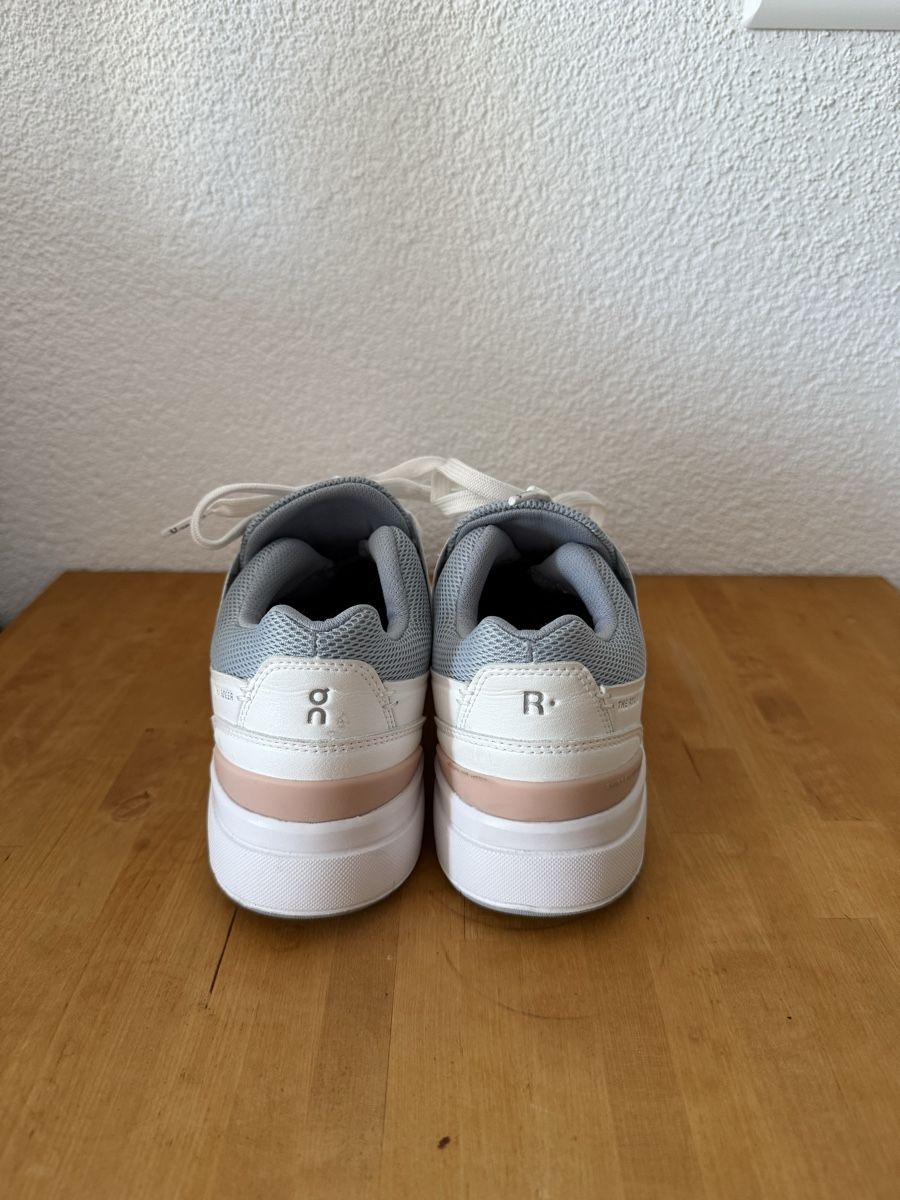Scarpe da donna: Chaussures On - Roger  – Nuovo (secondo la descrizione) da Gland venduto da taf_20 1