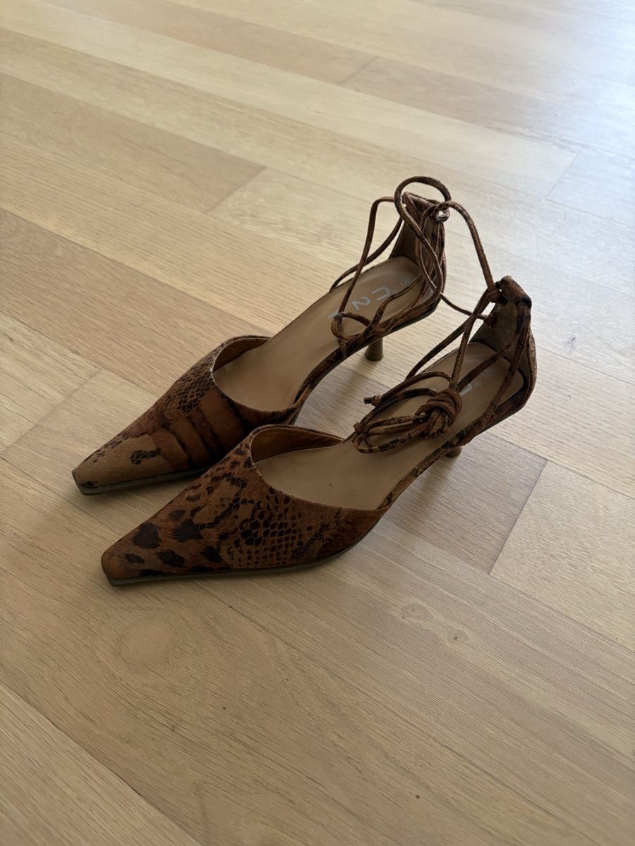 Scarpe da donna: vintage Kitten Heels mit Leoprint – Usato da Gams venduto da ajd_b2hl 1