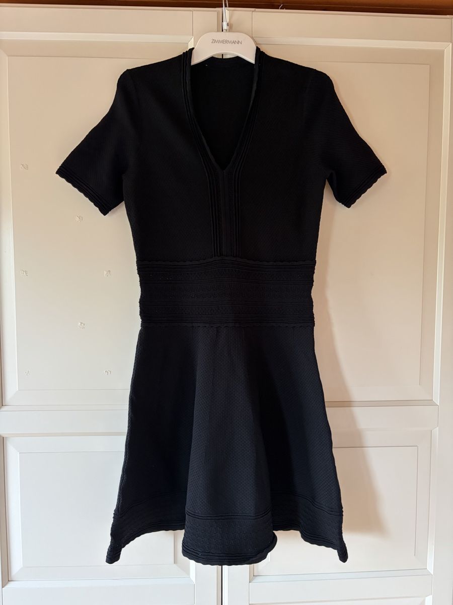 Sandro Robes: Sandro Knitted Dress – D'occasion à St.Josefen par lop_lh8d 3