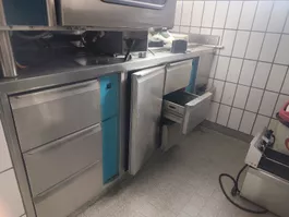 ​Therma Gastro Edelstahl Kühltisch / Werkbank (Kältemittel R