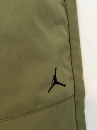 Nike Jordan Hose, Khaki, Grösse S, Neu mit Etikett!