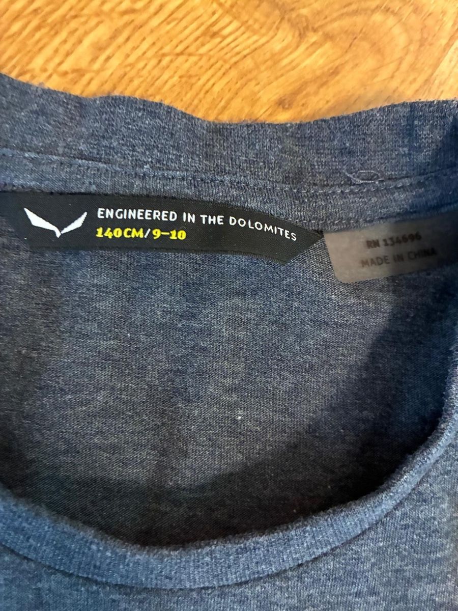 Salewa Hemden, T-Shirts & Polos: Wandershirts Salewa Gr. 140 – Gebraucht aus Rotkreuz von ZG6343 1