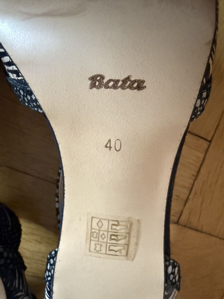 Scarpe da donna: Sandales / chaussures à talons Bata T.40 – Usato da Lausanne venduto da Stephaniesdressing 9