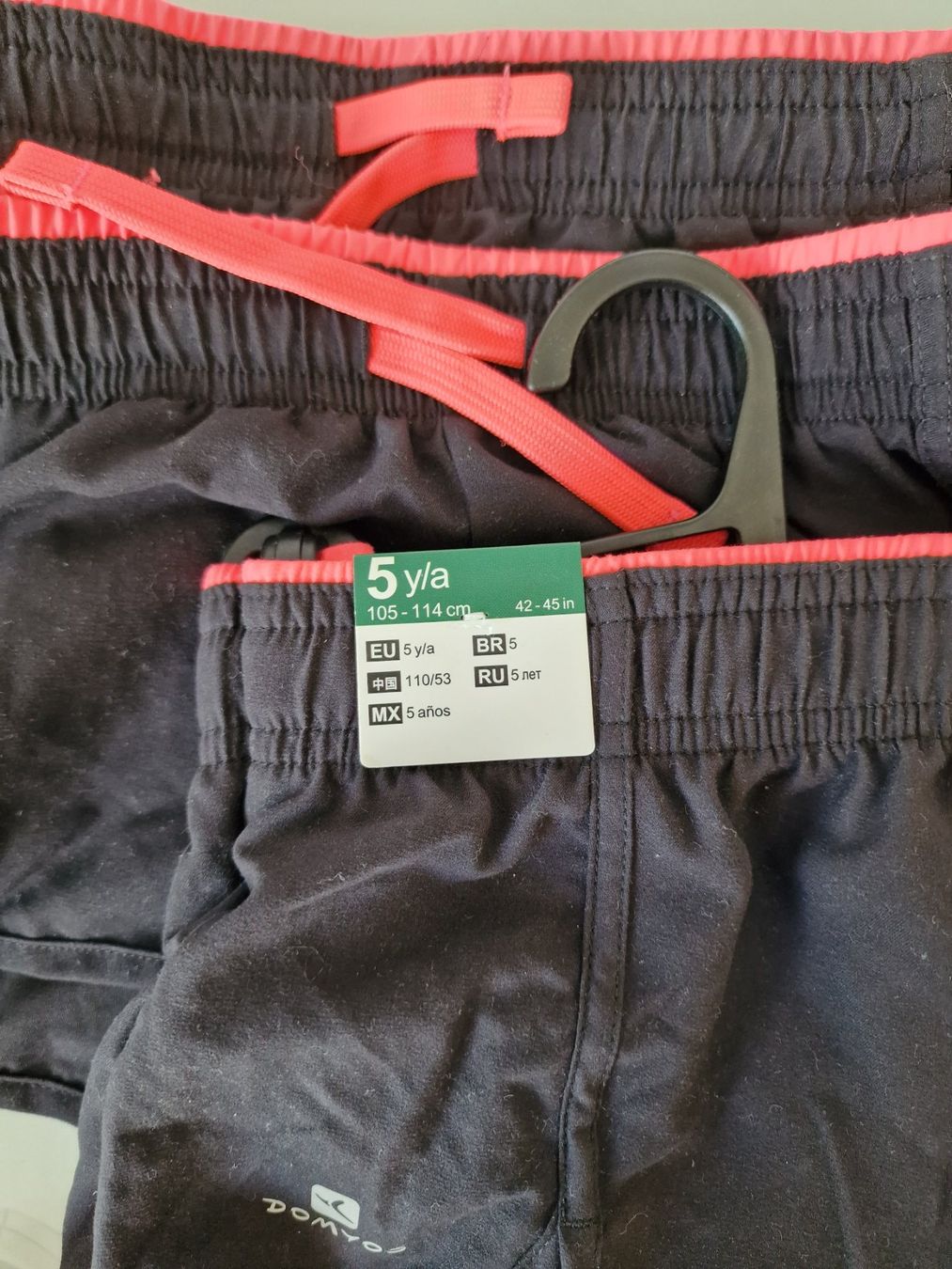 Lotti & Set di vestiti: Sportset Mädchen Grösse 104-110 – Usato da Zürich venduto da lianpascal 2