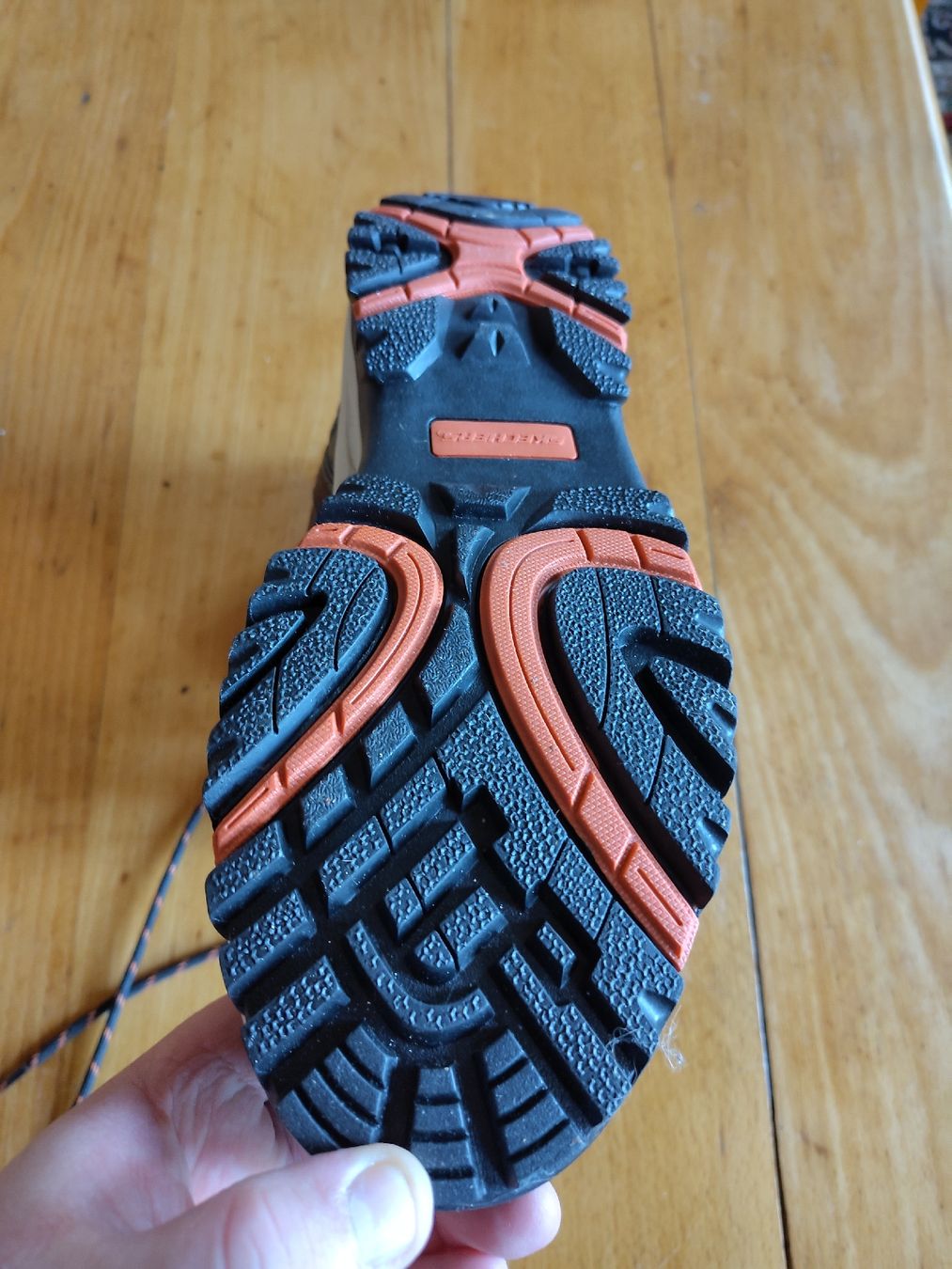 Skechers Herrenschuhe: Skechers Wanderschuhe Grösse 45 – Neu (gemäss Beschreibung) aus Montbovon von Galaxygate 1