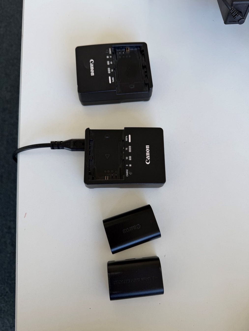 Canon Fotocamera: Canon EOS 7 D mit Canon-Objektiv – Usato da Dättwil AG venduto da DMAG 4