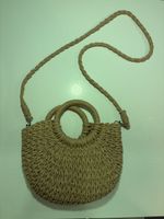 sommerliche Strohtasche