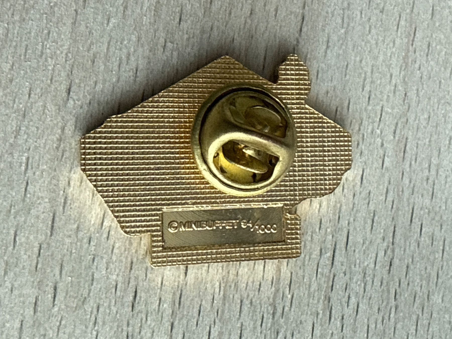 Plaquettes & Badges: Pin Mini Buffet – D'occasion à Glattbrugg par Schweigmatt 1