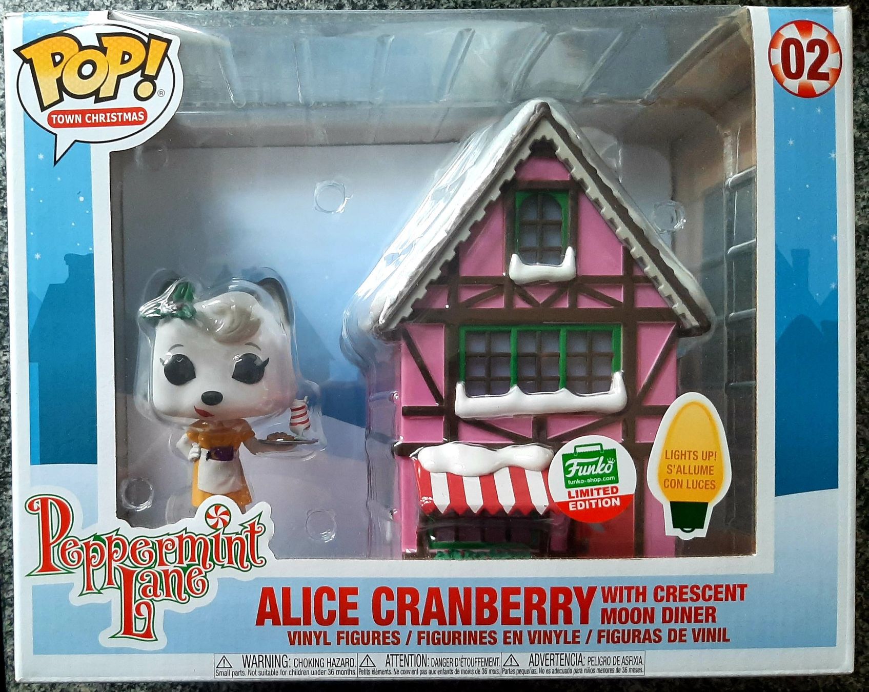 Funko Statuette: Funko Pop Peppermint Lane  Alice Cranberry – Nuovo e nell'imballaggio originale da Montet (Glâne) venduto da KOADA