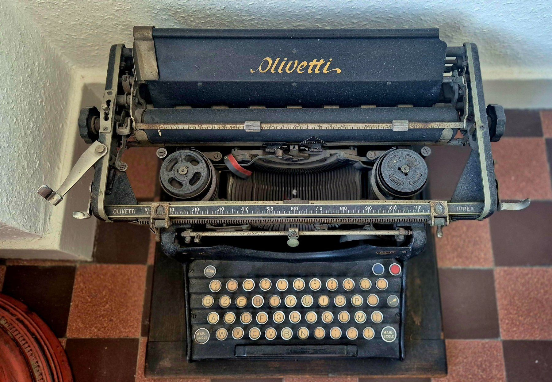 Olivetti Machines à écrire: Machine à écrire Olivetti M20 – vintage – D'occasion à Genève par alemagri 1