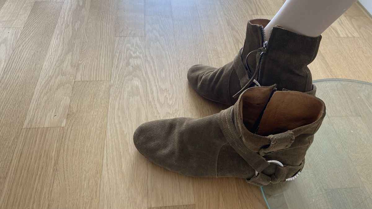 Isabel Marant Scarpe da donna: ISABEL MARANT SUEDE LEATHER  ANKLE BOOTS – Usato da Walchwil venduto da Finibaci 3