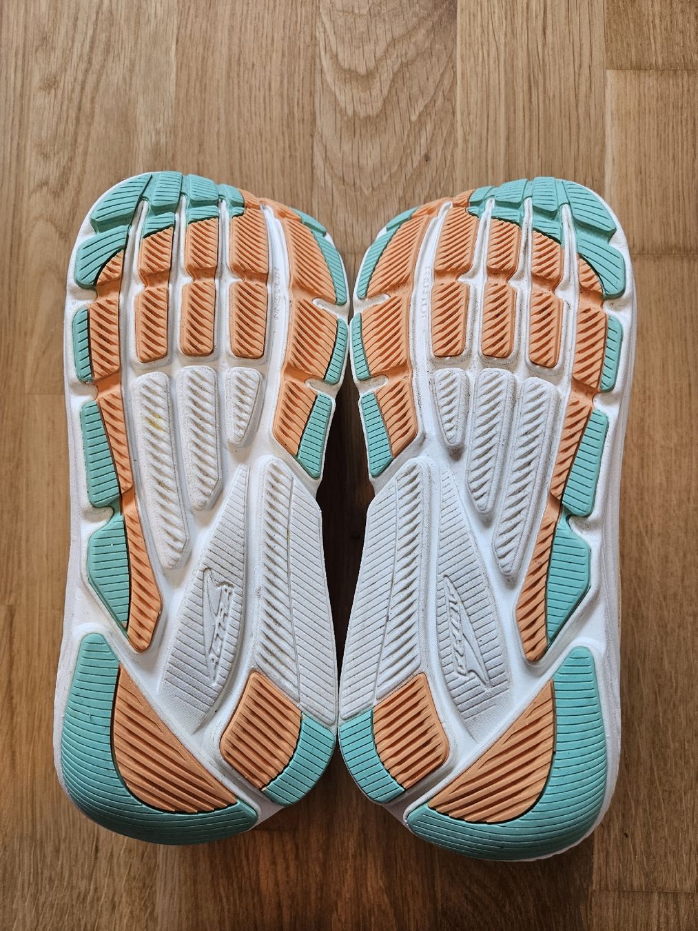 Altra Scarpe da donna: Altra Via Olympus Running Shoes – Usato da Zürich venduto da kts_9ncs 3