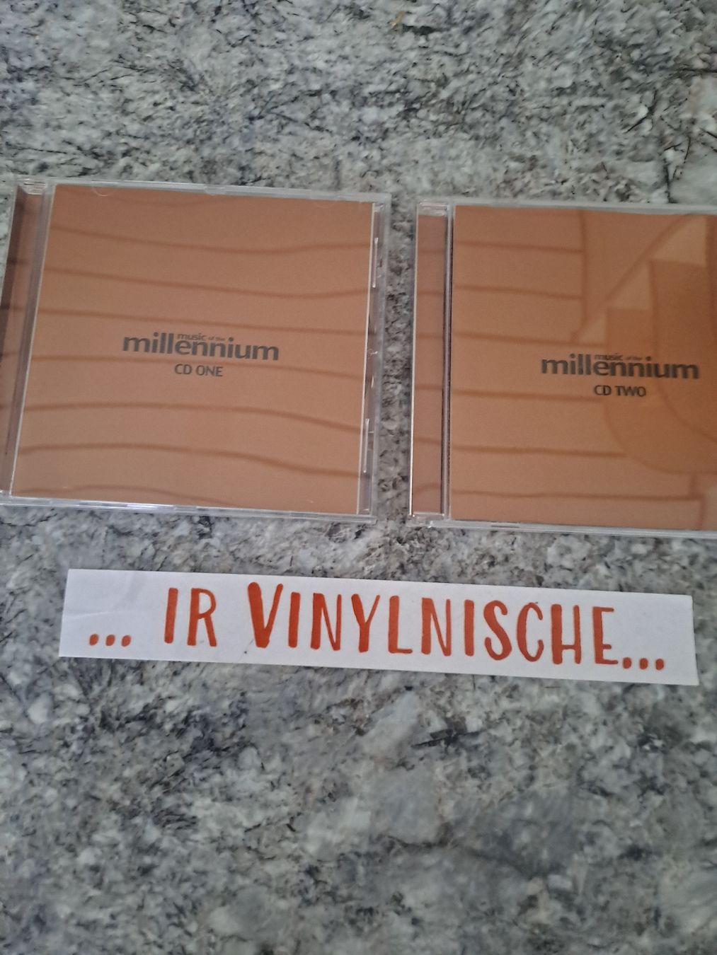 CD: 2 CD SAMPLER  "Music for the millenium" – Usato da Uetendorf venduto da Essiggurken