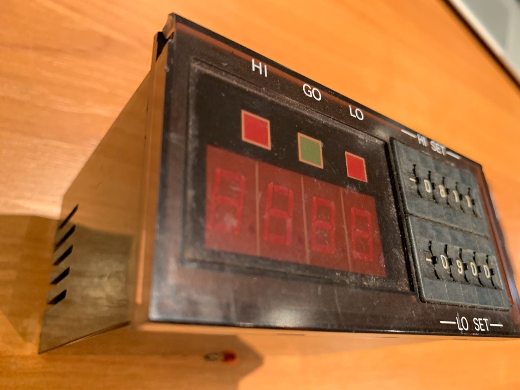 Componenti elettronici: Keyence Digital Meter Relays mit Manuel – Usato da Mumpf venduto da dadaboygugu 2