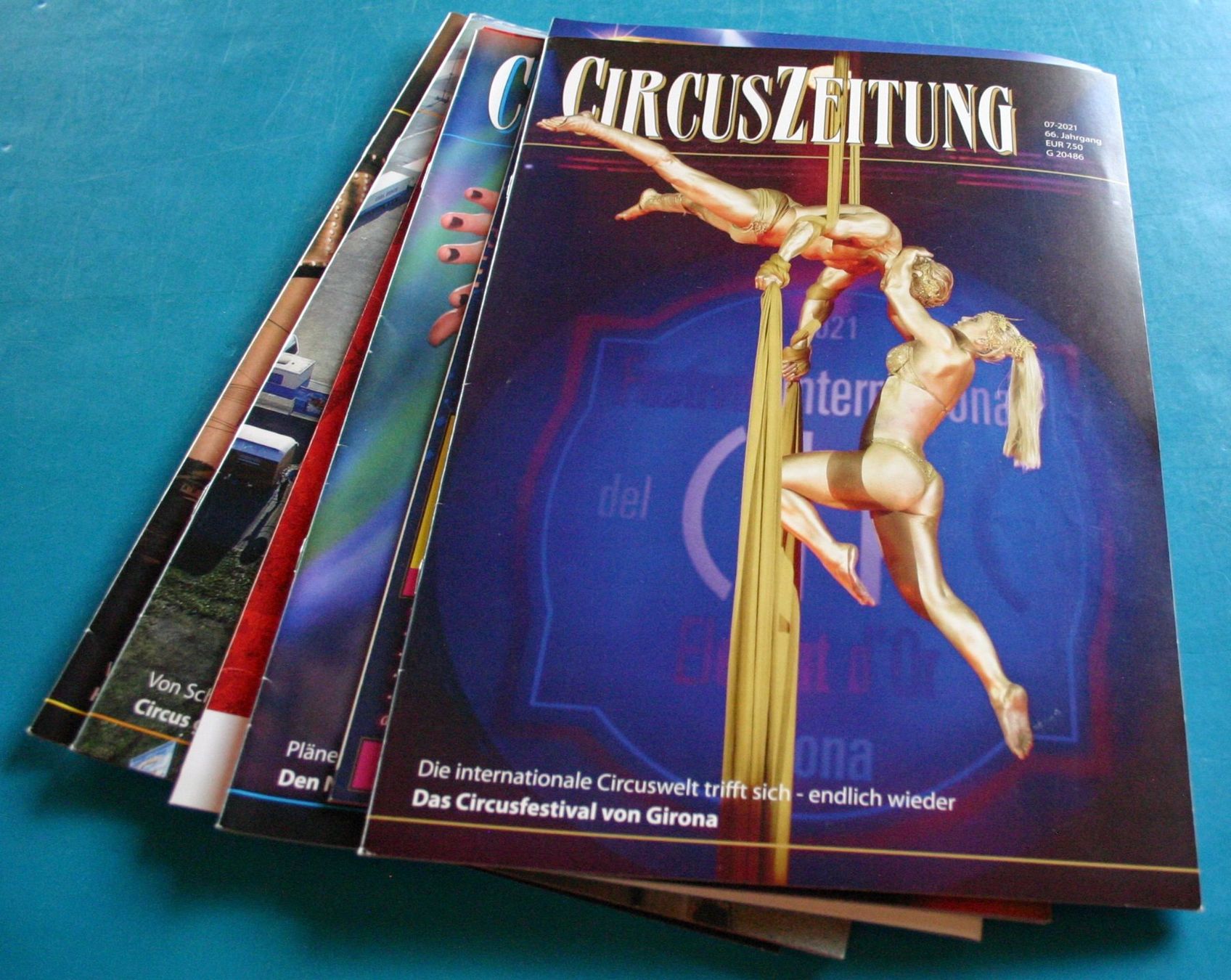 Riviste & Magazine: Zirkus Circus  CIRCUSZEITUNG 2021 – Usato da Winkel venduto da franzxaver60 4