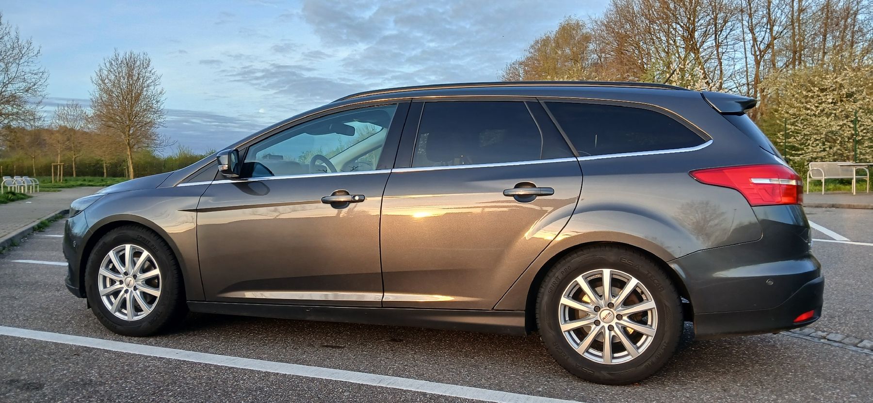 Ford Pneumatici & Ruote complete: Sommerräder 16" für Ford Focus C-Max Puma oder Volvo V40 usw – Usato da Aeschlen ob Gunten venduto da Dayton81 1